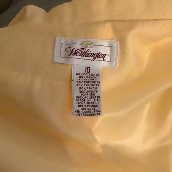 Worthington 2-piece suit - Picture 3 of 6